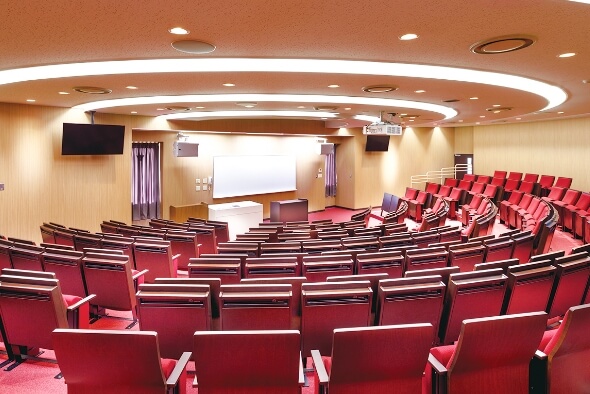 アンフィシアター