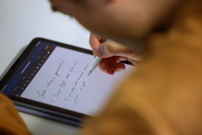 コンテンツベース学習